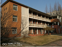 ���պϷ�**�WУ���w�Y�a�u���Ŀ