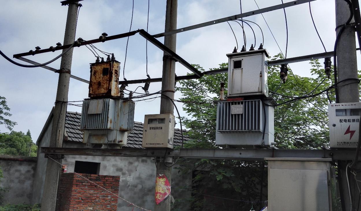 �Ϸ��з����h�����(zh��n)**�͏S�����u��