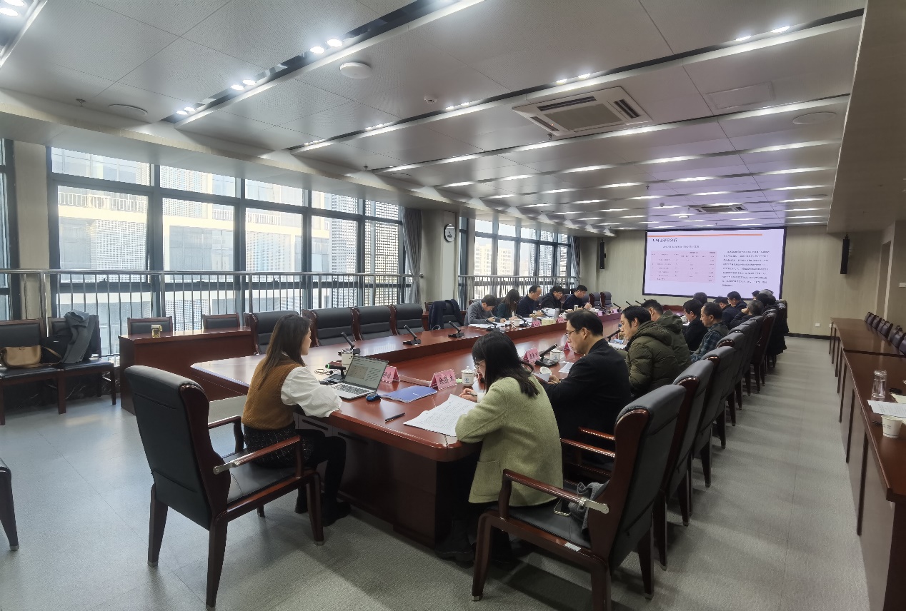 �����I(y��)���g(sh��)�WԺ���Ϸ��F·���̌WУ��������Դ���g(sh��)�WУ��У�ϲ��Q����������(w��n)���L�U�u��